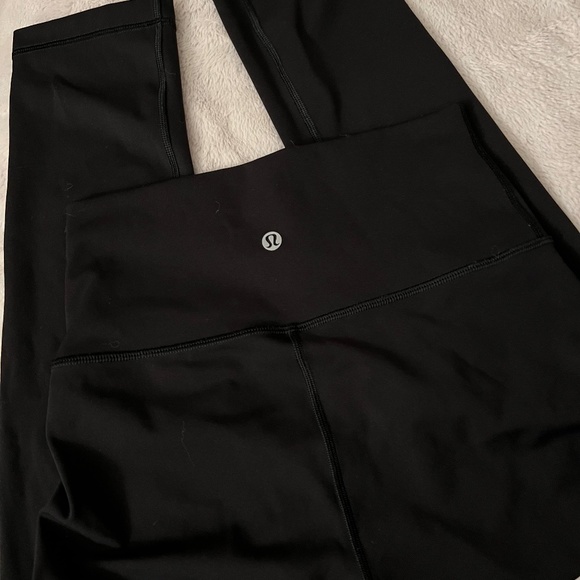 Lululemon Wunder Under 23” - Picture 1 of 3